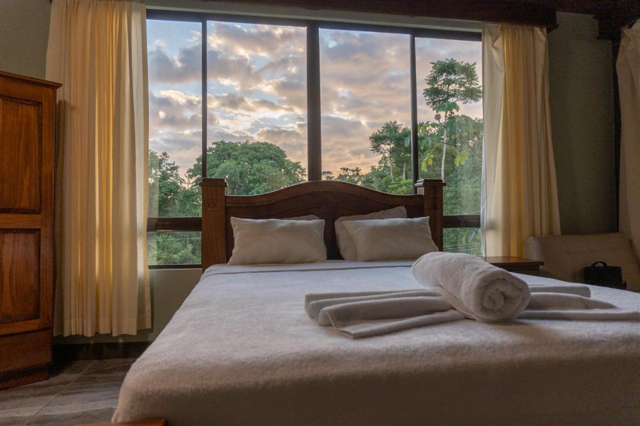 Hotel Margarita And Tour Operator Drakes Bay Екстериор снимка
