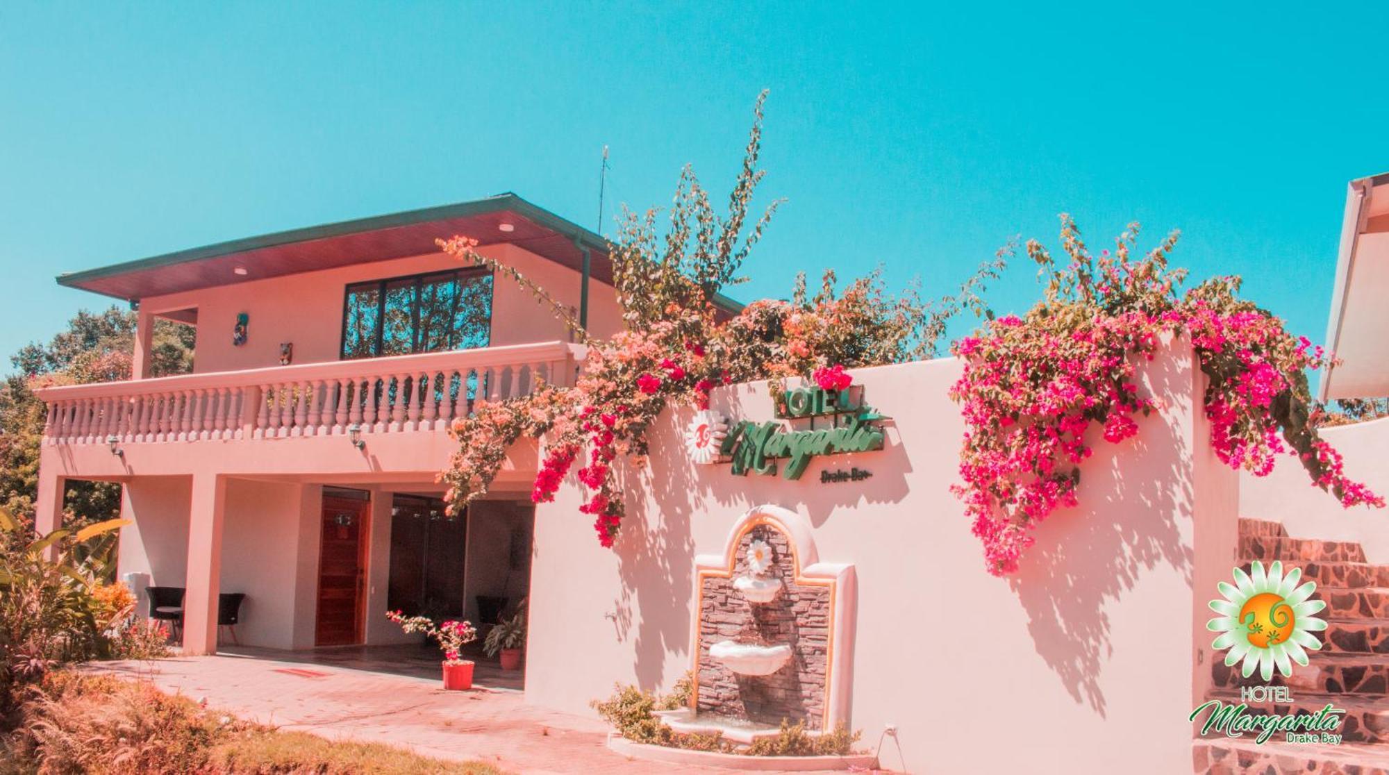 Hotel Margarita And Tour Operator Drakes Bay Екстериор снимка