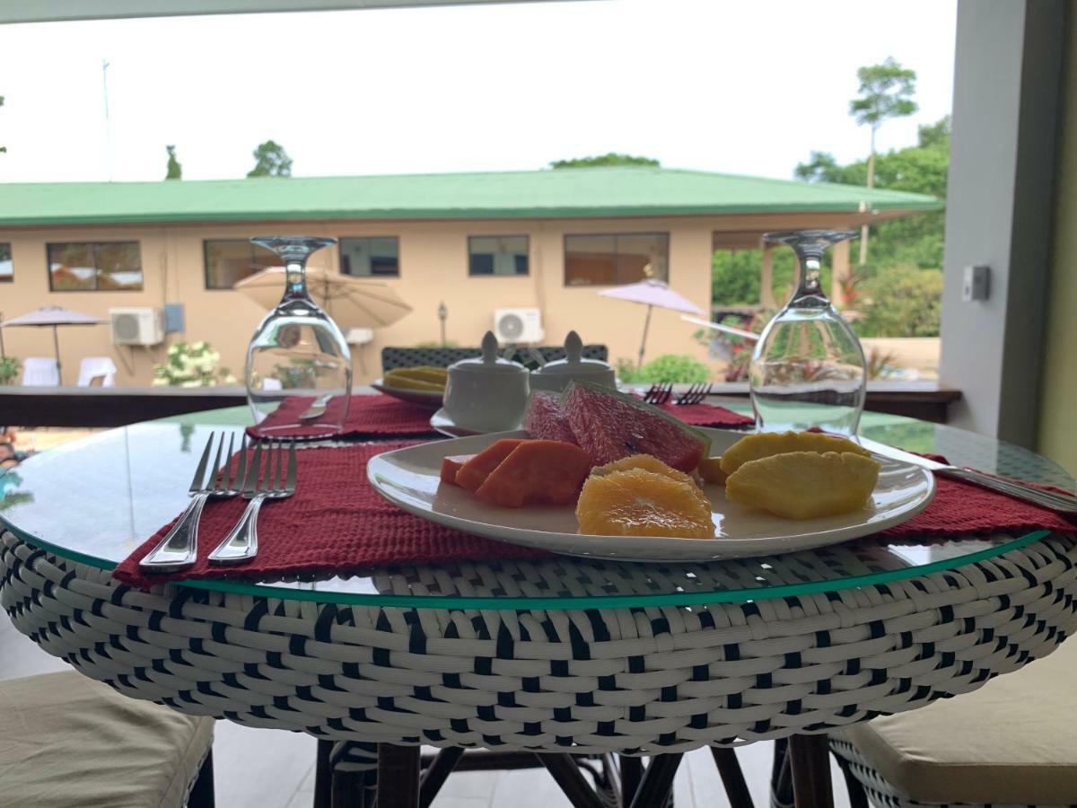 Hotel Margarita And Tour Operator Drakes Bay Екстериор снимка